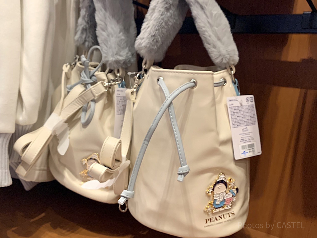 スヌーピーショルダーバッグ（USJクリスマスグッズ2023）| キャステル