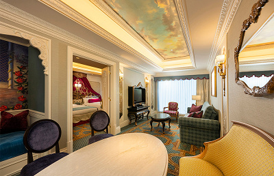 1泊30万以上!?ファンタジースプリングスホテルのグランドシャトーを