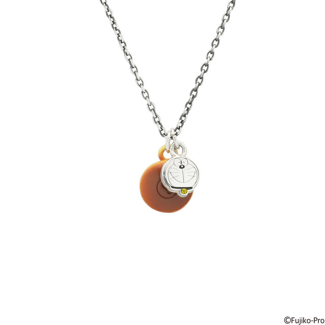 ドラえもん」シェアできる“どら焼きネックレス”も！シルバー