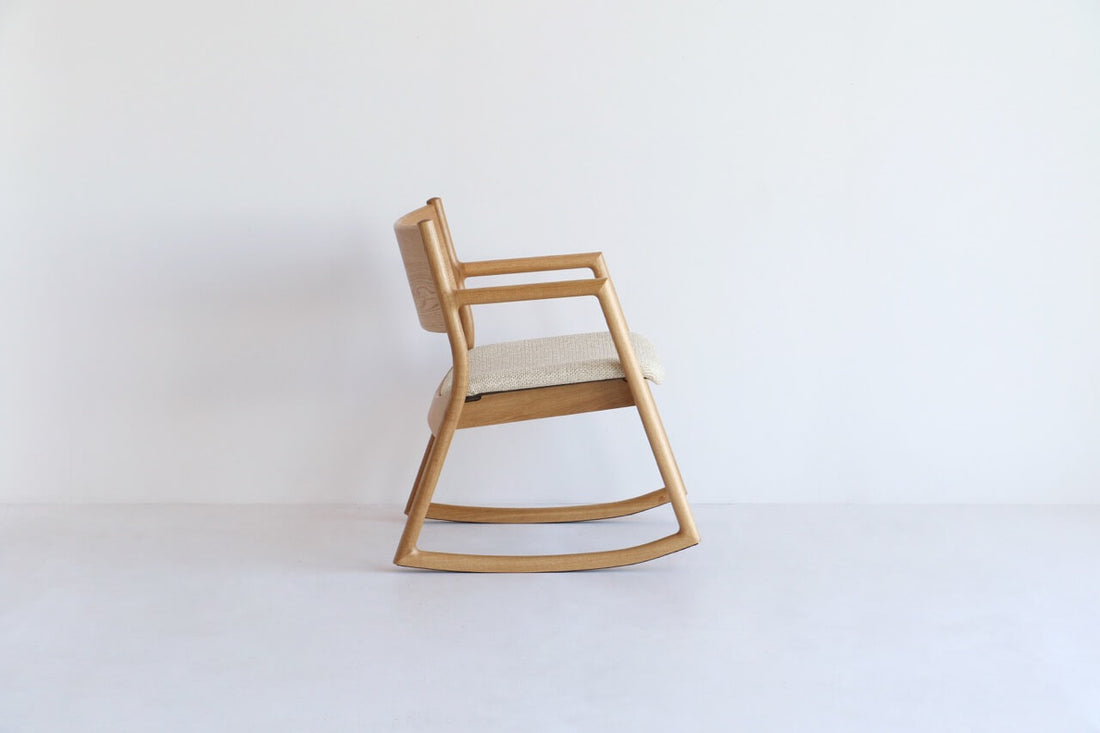 ロッキングアームチェア｜U-La – チェア・ソファ専門通販サイト Chairmore