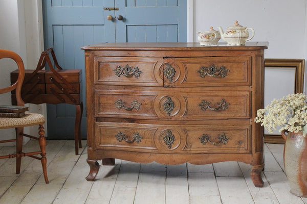 人気の剥離仕上げ1900年代オーク材チェスト（高さ86.5cm） フランス