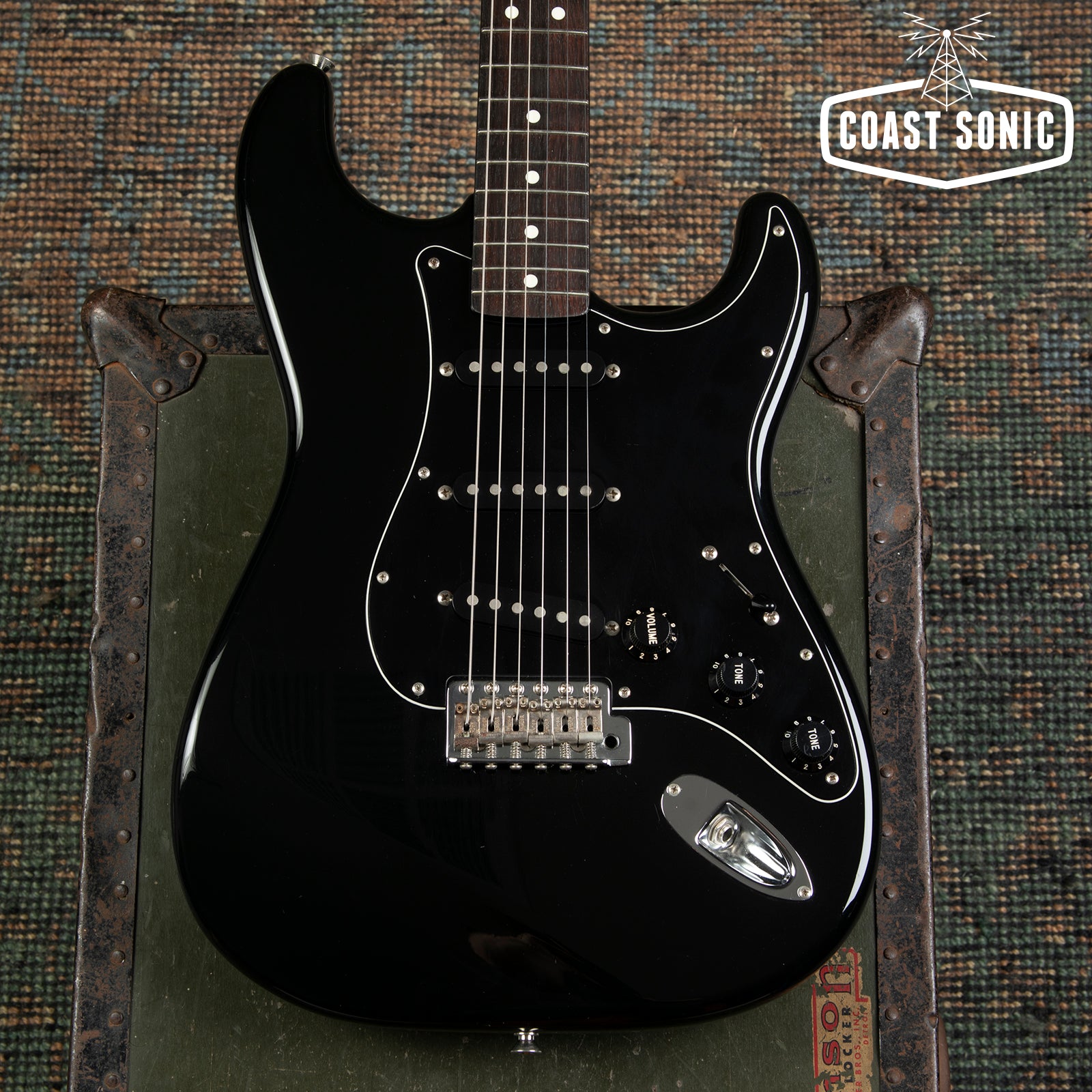 2007 Fender All Black '62 Reissue Stratocaster ST62-70AB Made in Japan