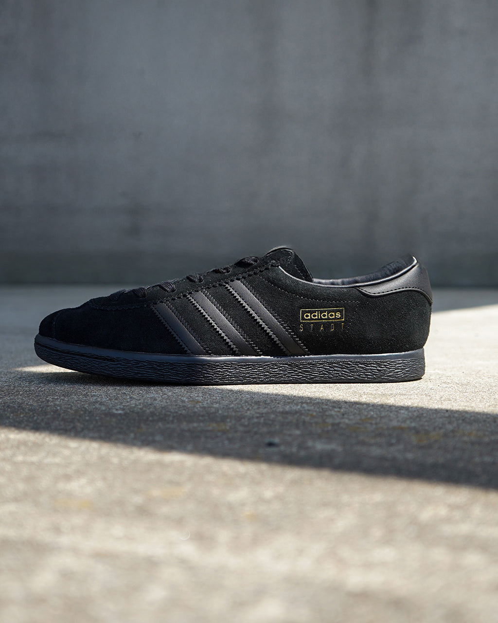 adida-ji1881_1.jpg?crop=center