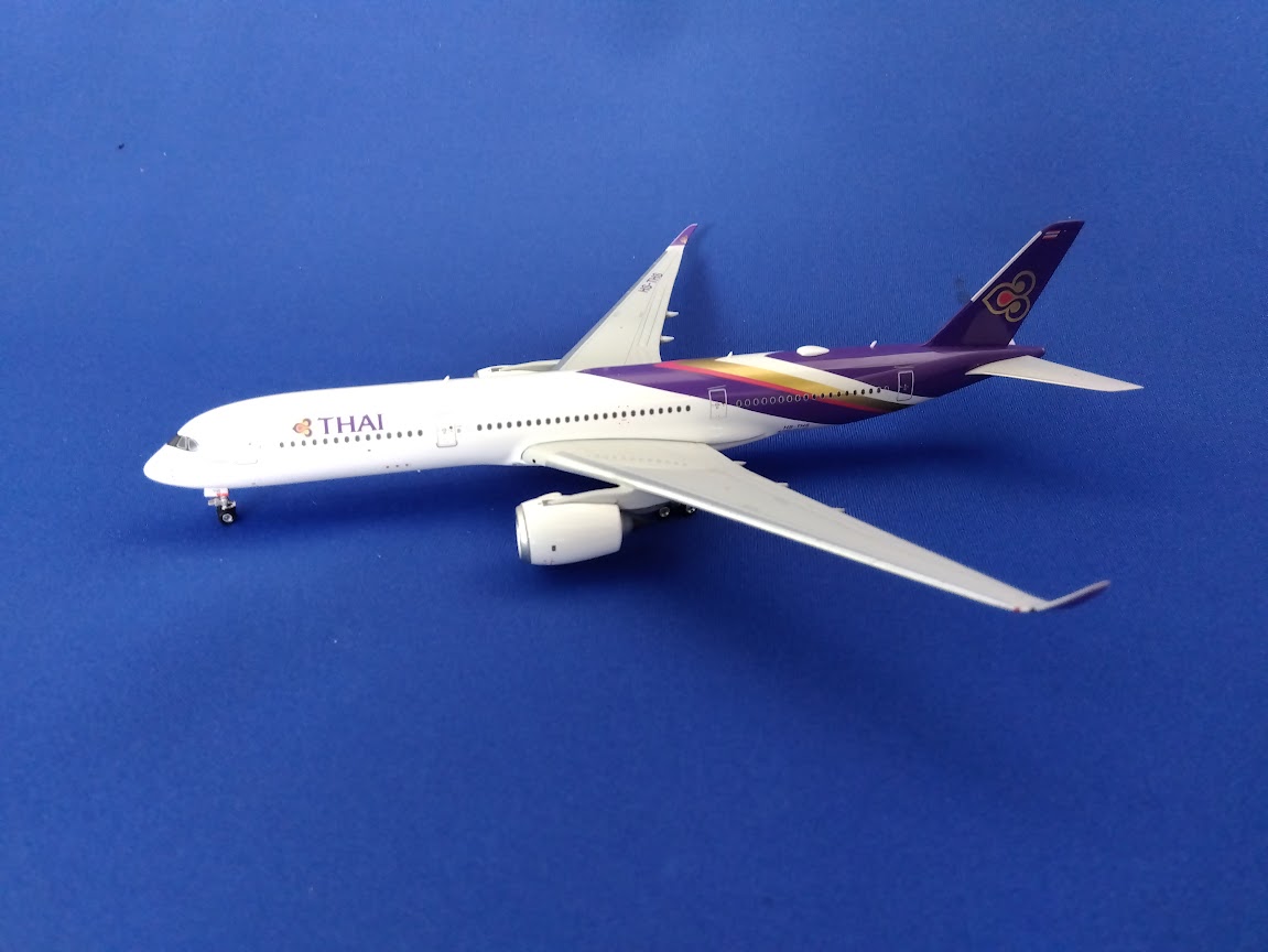 11896 Phoenix Thai Airways / タイ国際航空 A350-900 HS-THS 1:400