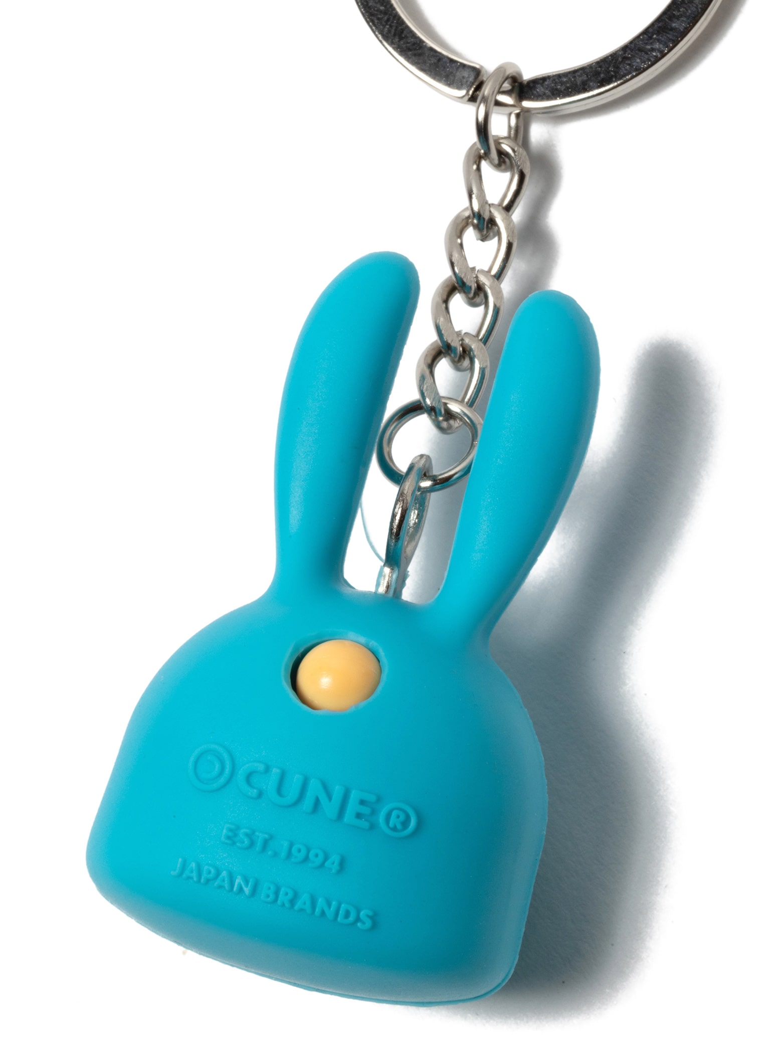 立体ウサギラバーキーホルダー｜ウサギがいる｜CUNE ONLINE STORE