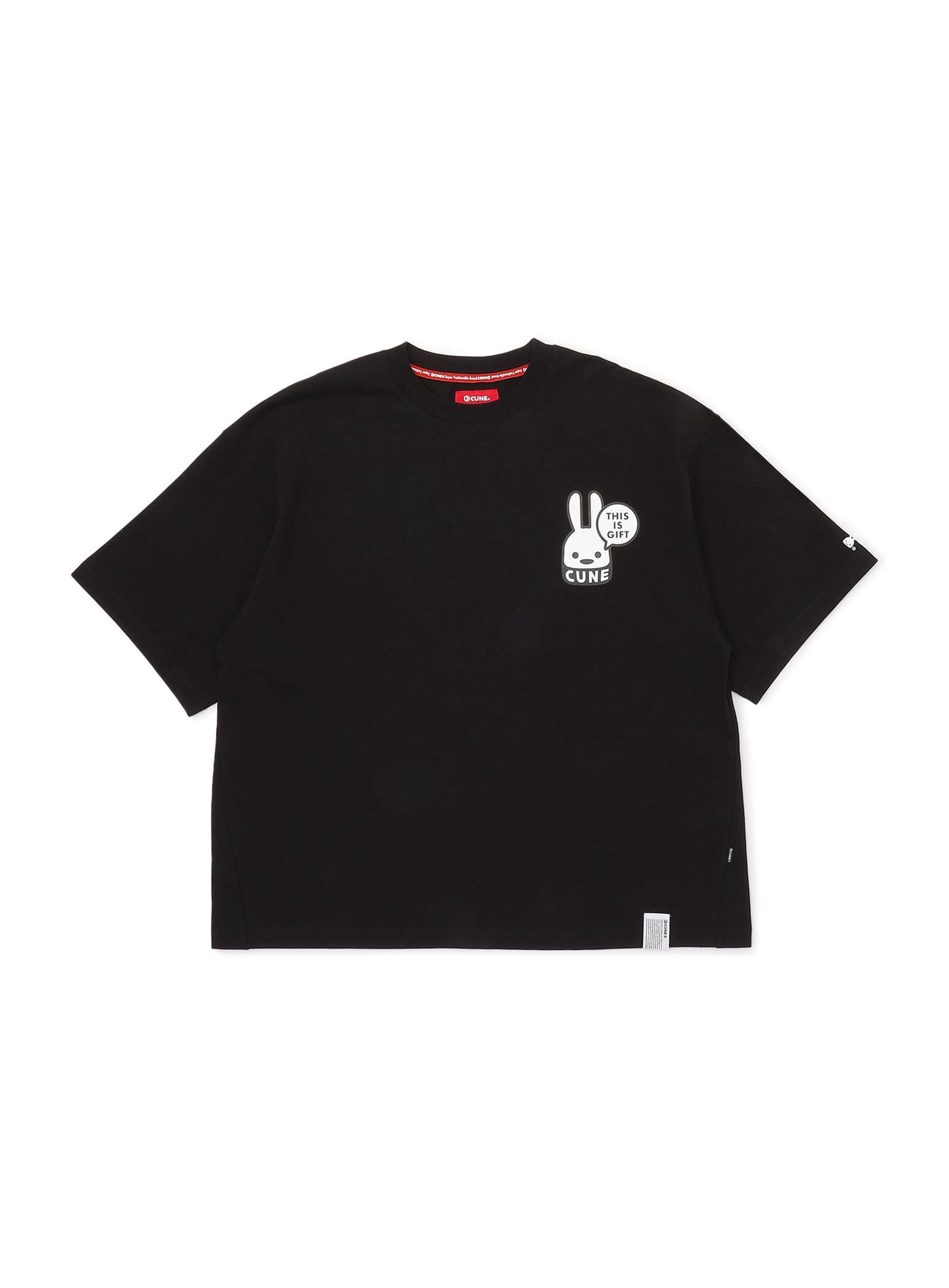 PTGC 2025 WINTER ビッグTEE THIS IS GIFT｜ウサギがいる｜CUNE ONLINE