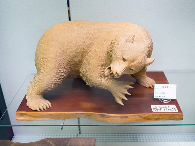 本場の木彫りの熊2014 :: デイリーポータルZ