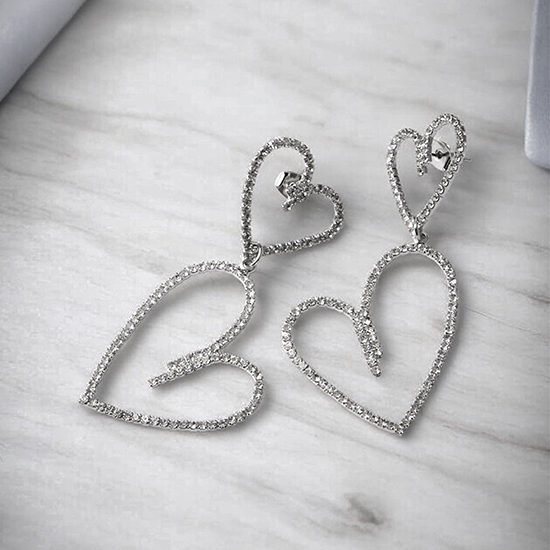 VERY STORE セレクション]ラインスローンダブルハートピアス