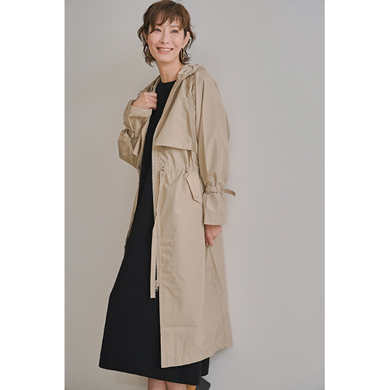 優待価格[TORRAZZO DONNA]【軽量・撥水・収納バッグ付き】ハンサム