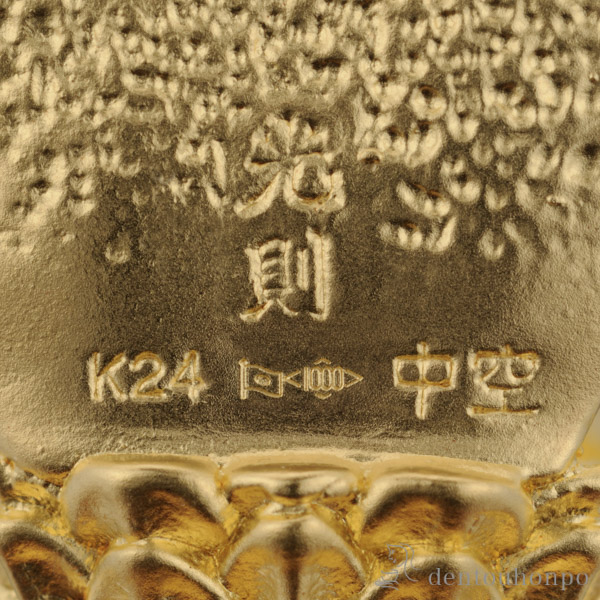 送料無料】 純金製 お守り御本尊 聖観世音菩薩 ガラスケース 飾り台付