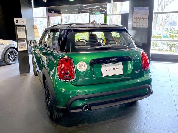 展示車 3DOOR ブリティッシュレーシンググリーン - MINI新宿ディーラー