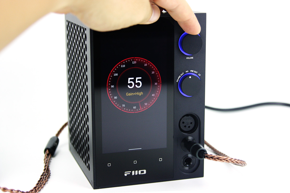 FiiO R7 Desktop Media Player Hands-on Review: All-in-one Without