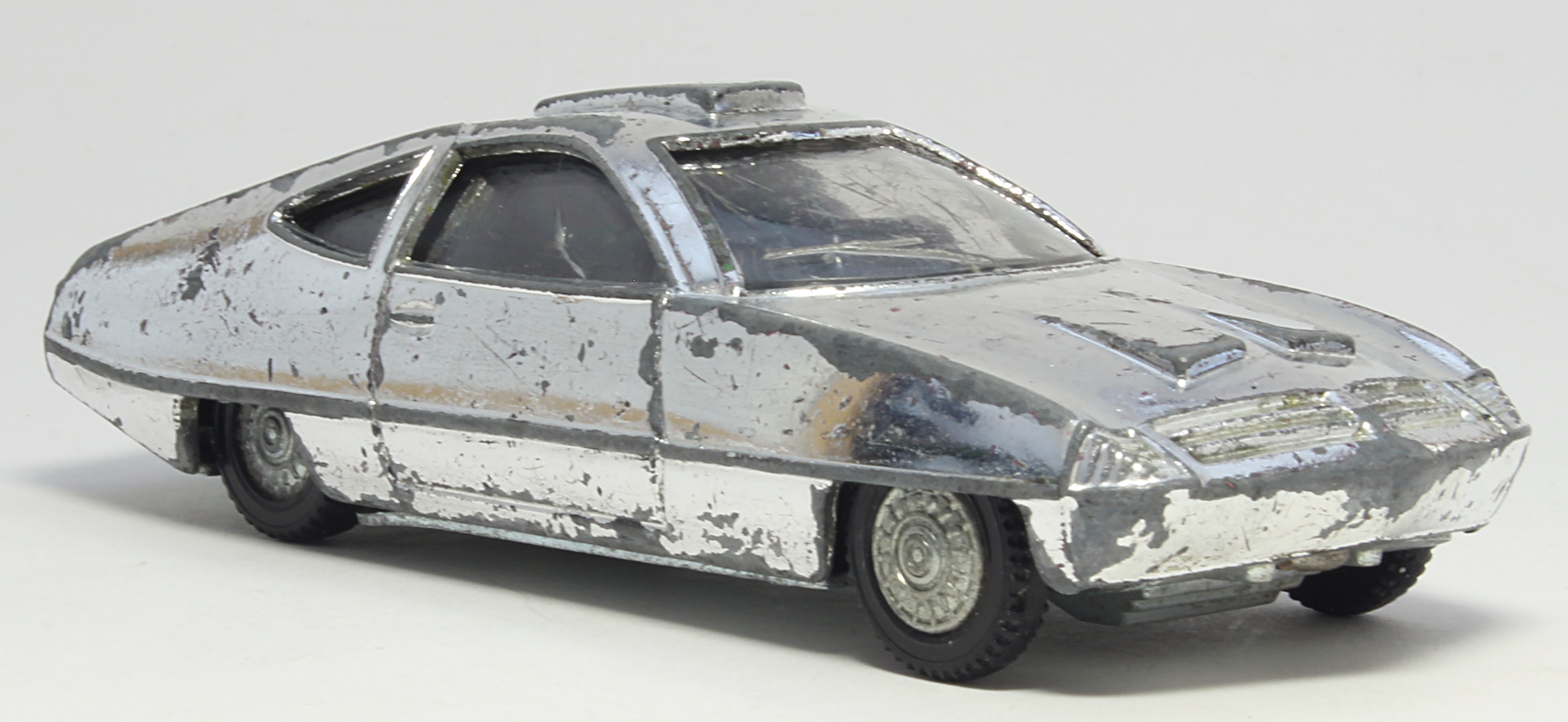 352: Ed Straker's Car – Dinky Toys: TV Shows, Space and Specials