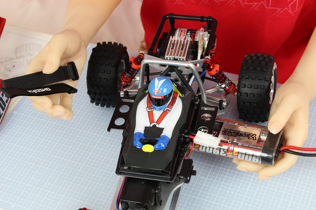 ドールと京商「トマホーク」 (組立編5＆撮影編)