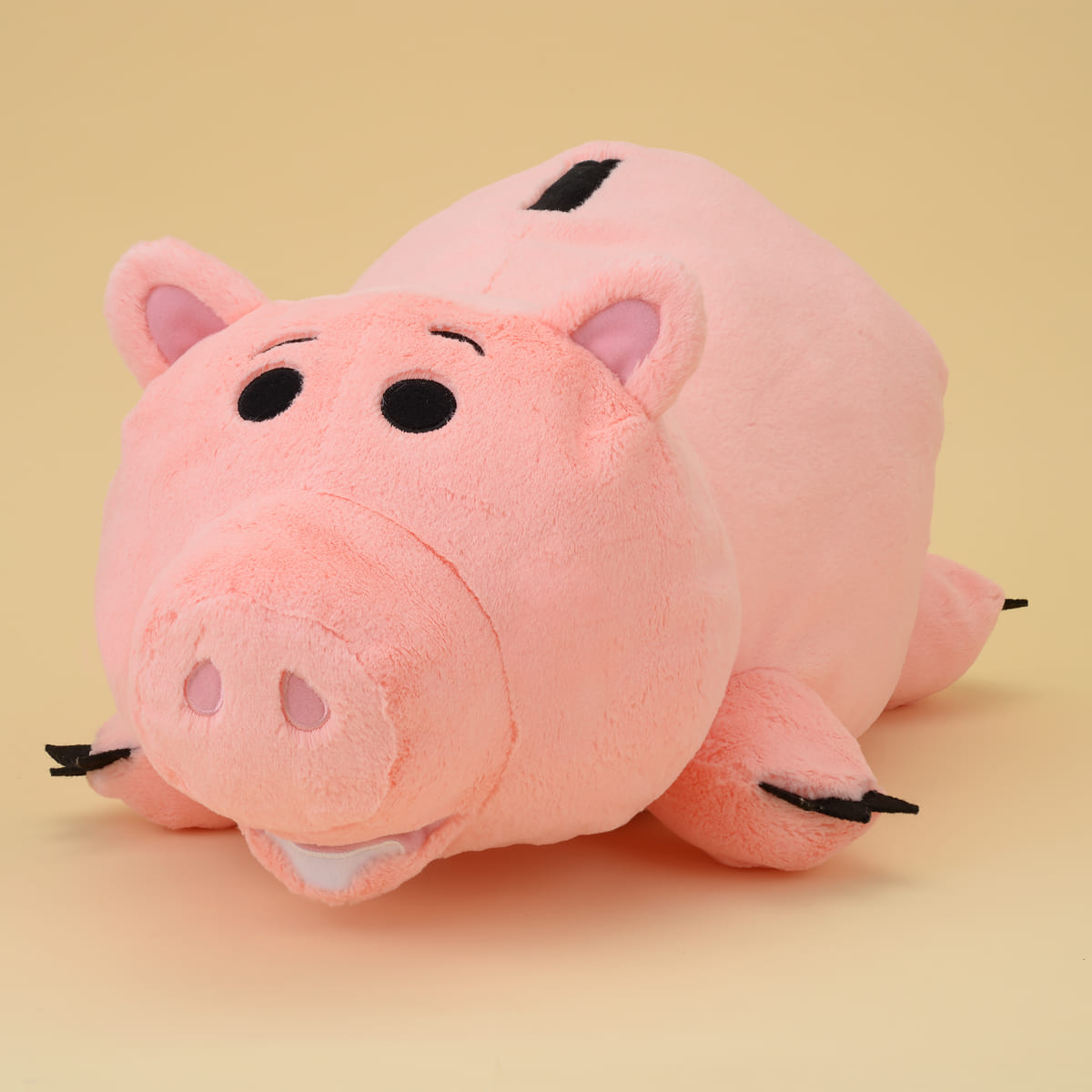 ハムの寝そべりギガジャンボぬいぐるみ！セガプライズ ディズニー