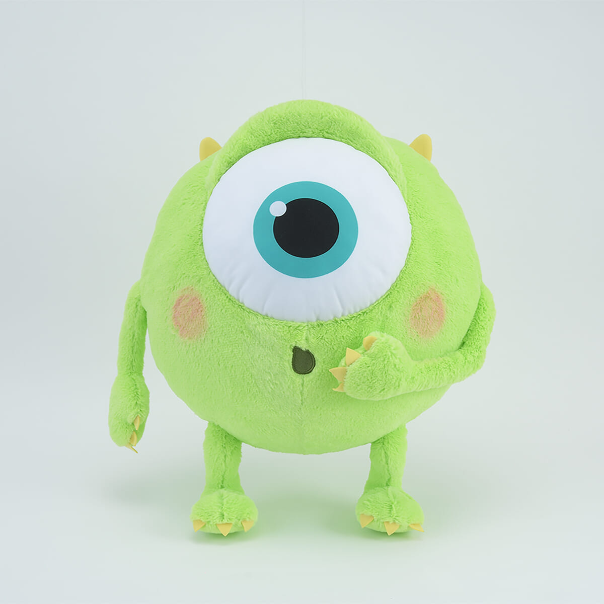 ちびっこ時代のマイクをイメージした大きなぬいぐるみ！セガプライズ