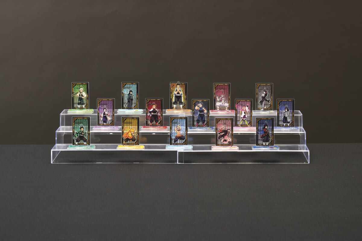 パズルのようにつながるコレクタブルアクリルキーチェーン