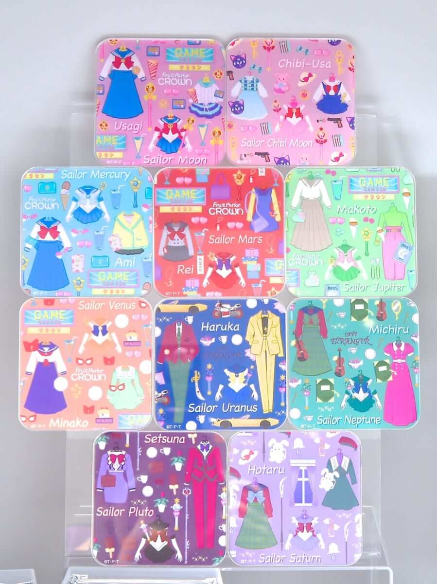 夜のお出かけ”がテーマ！レッグス「セーラームーンカフェ2019」