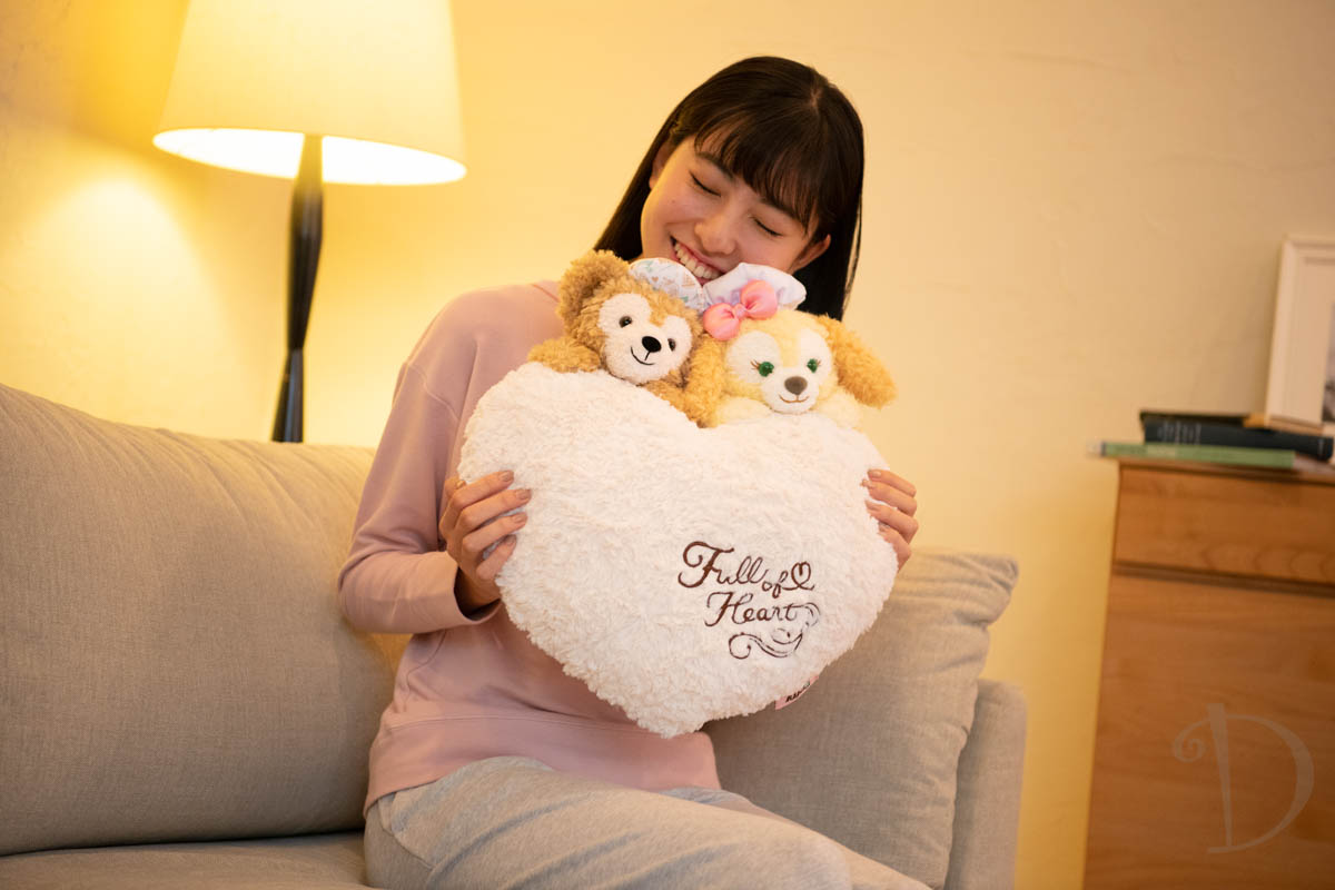 クッキー・アンのクッションも！東京ディズニーシー“ダッフィー