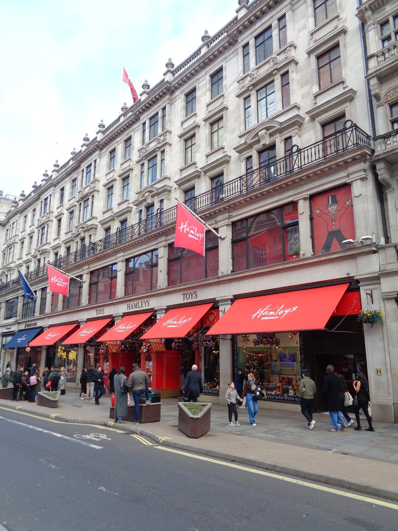 2026年 ハムリーズ リージェントストリート店 - 出発前に知っておく