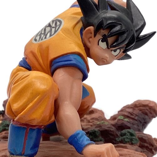 フィギュア ドラゴンボール セレクション 巻二 孫悟空（界王拳