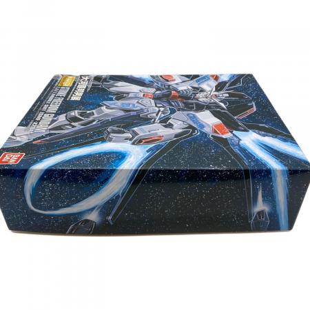 MGストライクフリーダムガンダム メカニックデザイナー大河原邦男展Ver