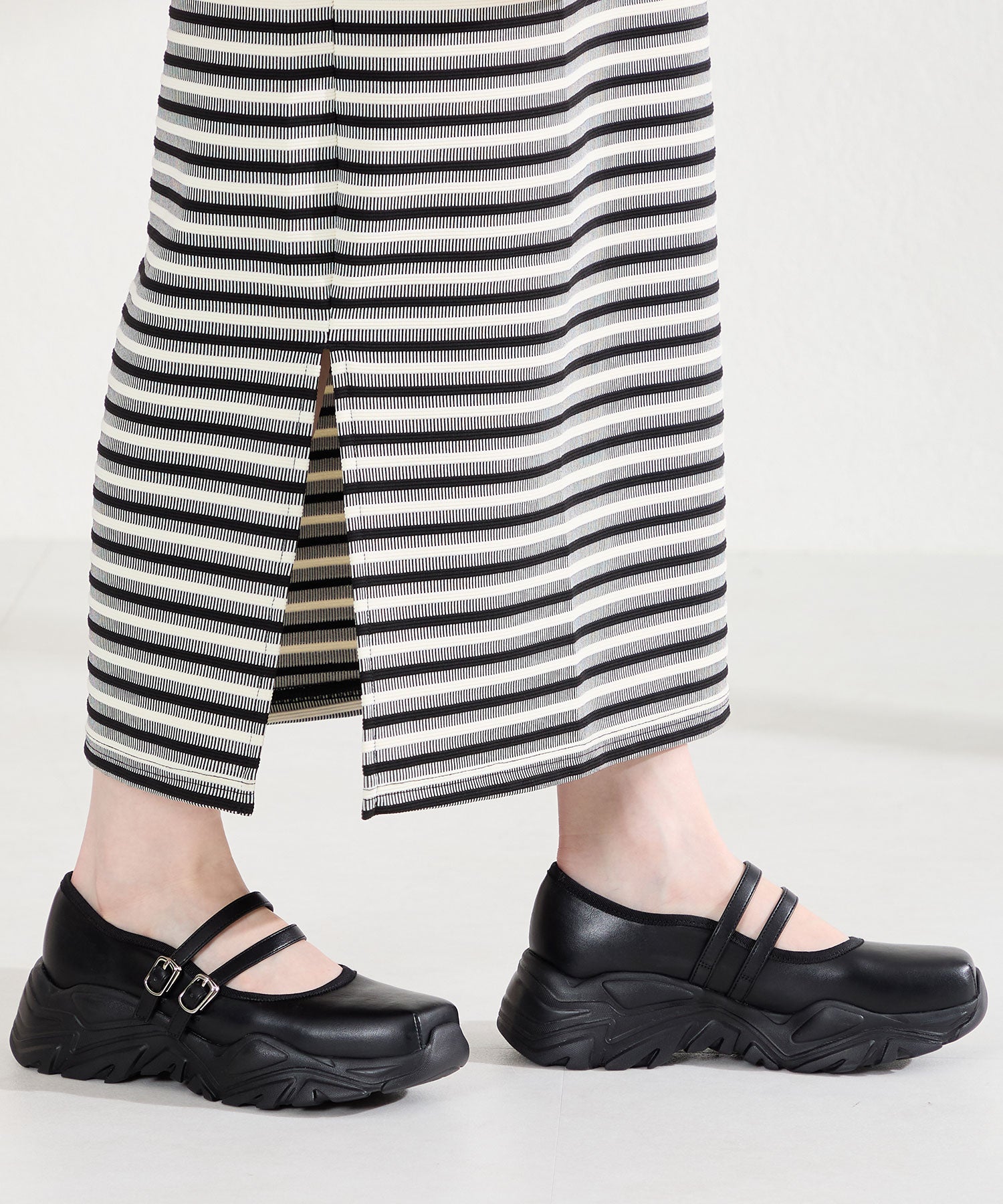 ダブルストラップスニーカーソールシューズ/61107 – ORIENTALTRAFFIC