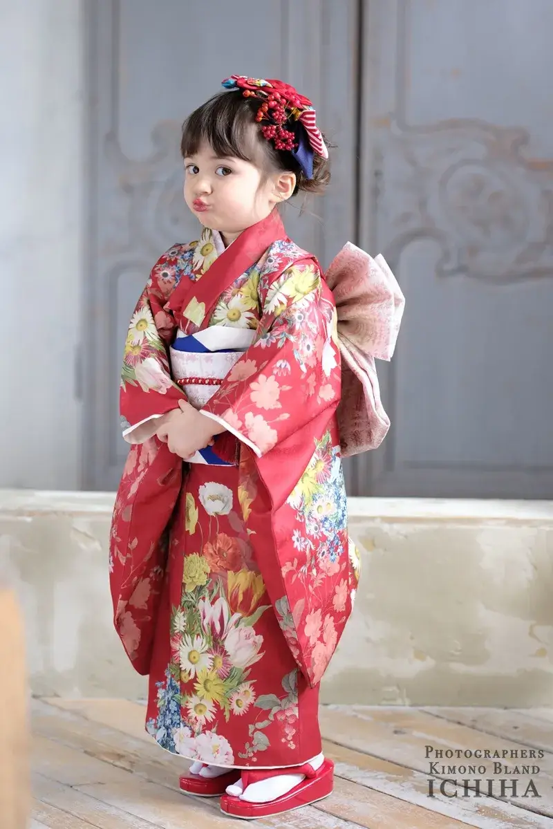 3歳女の子用七五三着物レンタル 3歳帯・被布2WAY レトロバンビ紅白縞