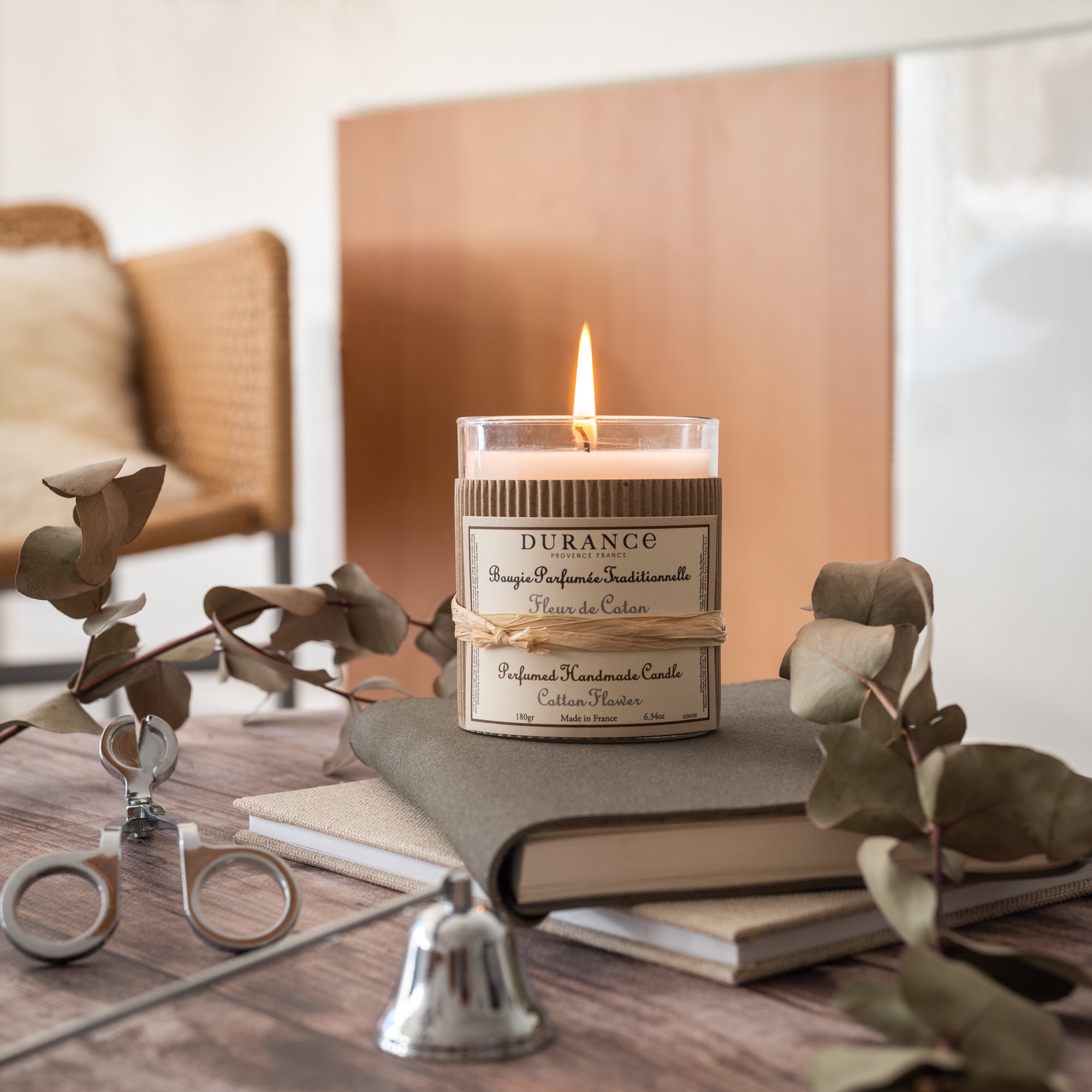 デュランス 公式｜ハンドクラフトキャンドル 香り12種｜エフィと香りの