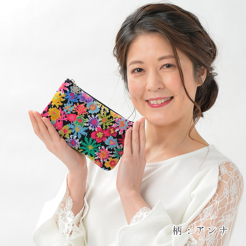 日本製 アイビーローズ柄 フラットポーチ 通帳ポーチ お薬手帳入れ