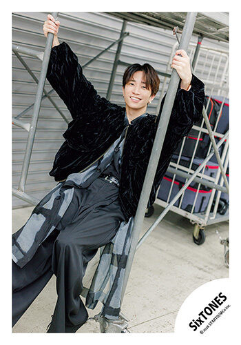 No.ST26-086】「MILESixTONES」グッズオフショット | ファミクラストア