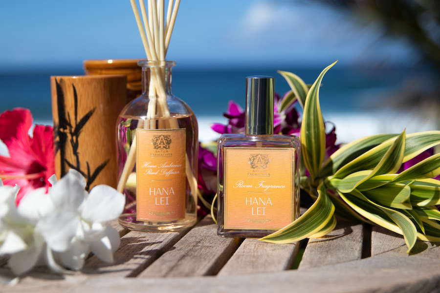 アンティカ ファルマシスタ、華やかなハワイアンレイのヘブンリーな