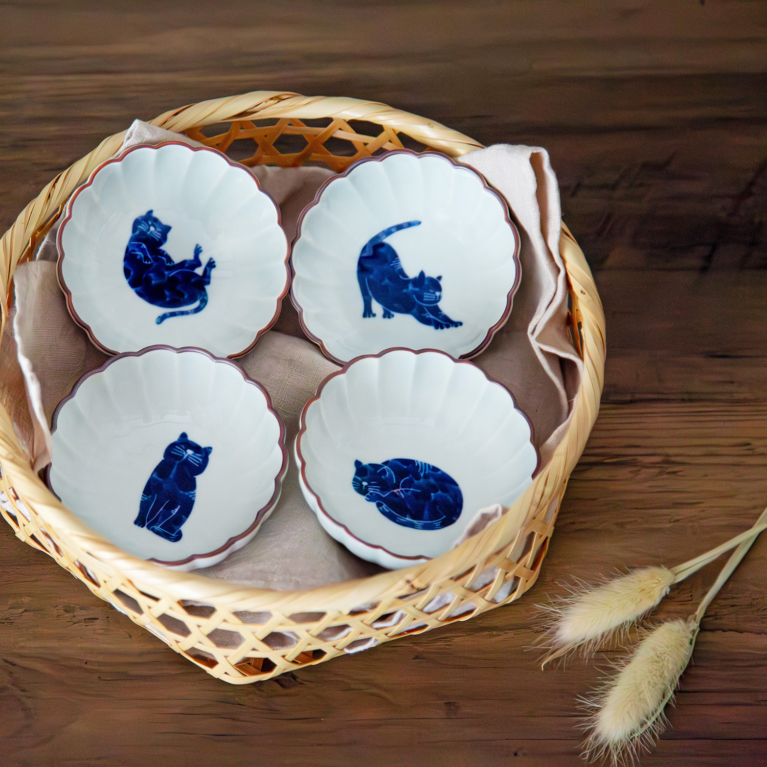 高山｜呉須猫 菊割小付｜西海陶器 | SAIKAI B-SHOP｜西海陶器｜波佐見