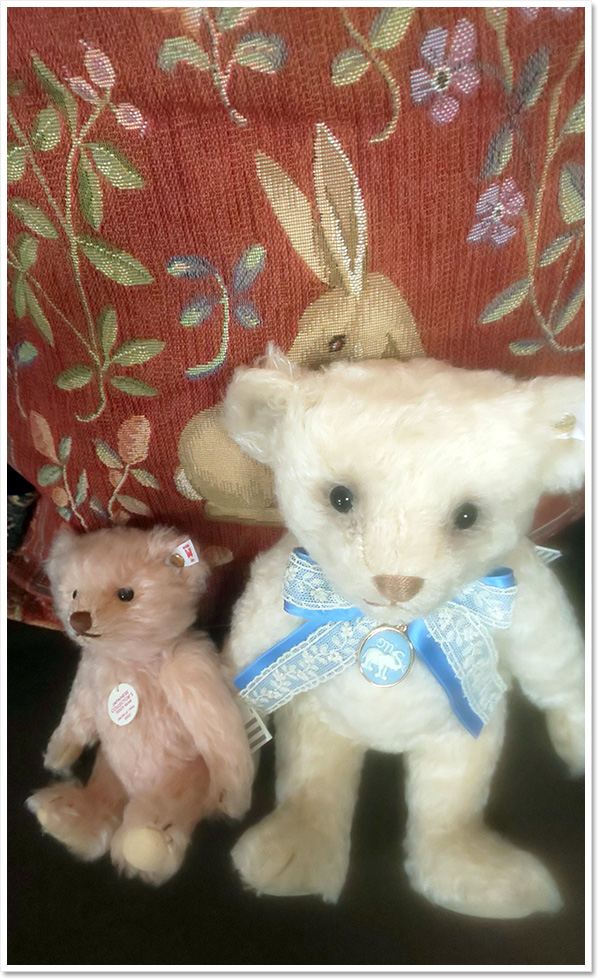 シュタイフ ヘブンリーハグ ウマのモーリー 45cm EAN067426