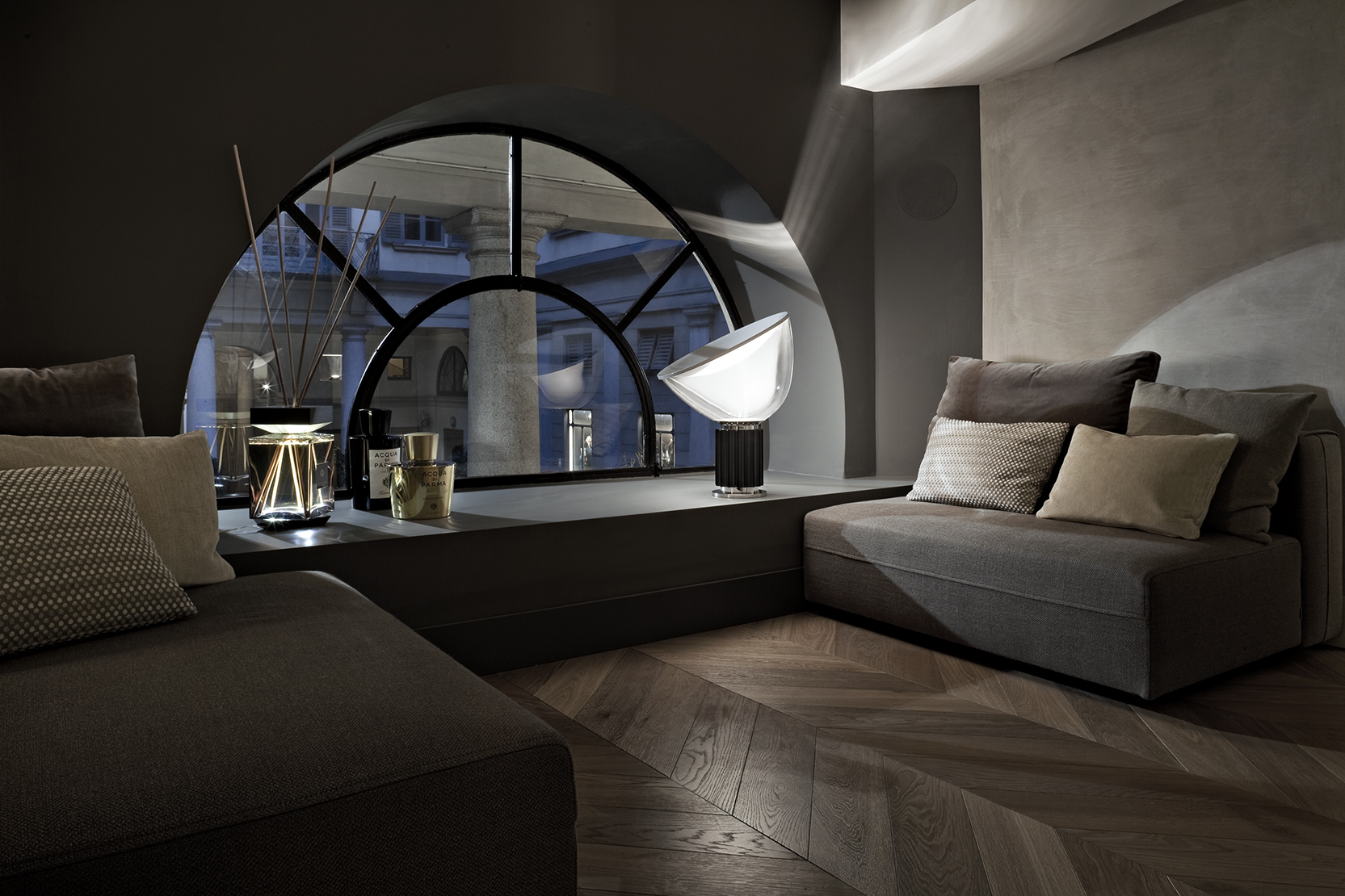 Browse all Taccia products | Flos