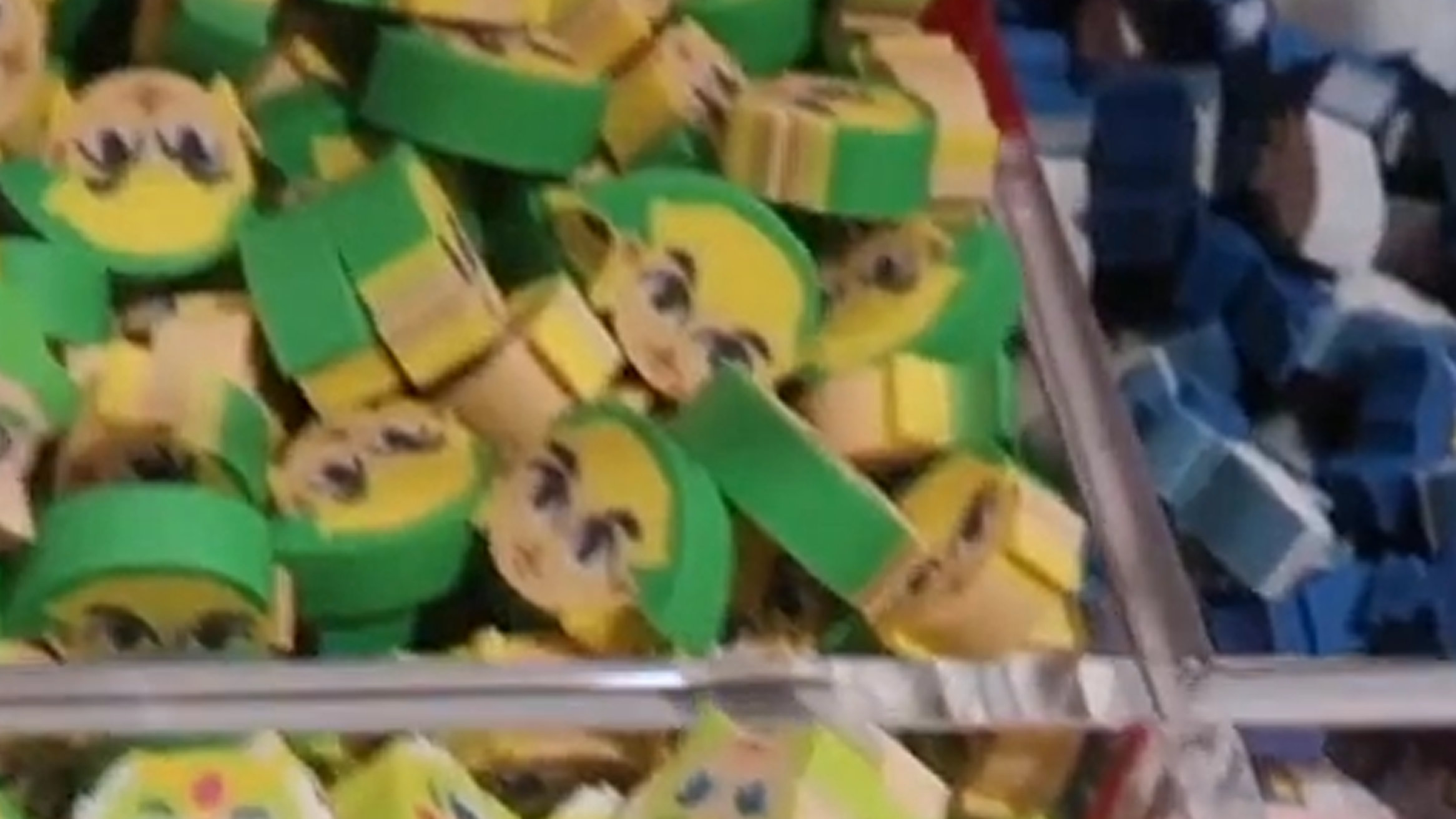 ゼルダの伝説、詰め放題な消しゴムも登場。リンクとゼルダを小瓶に