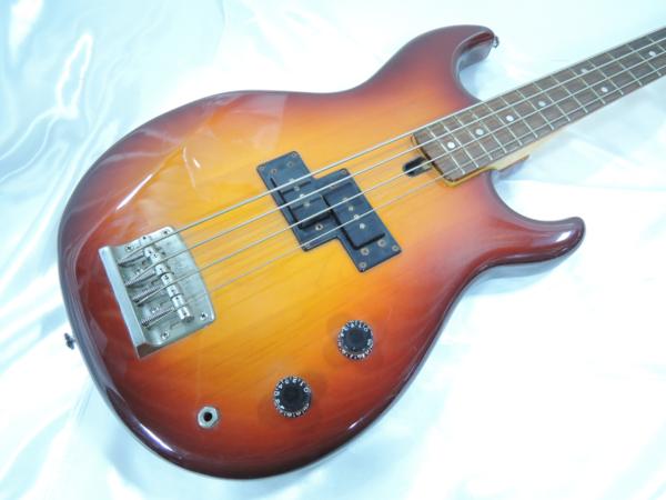高額買取実施中!!】SAMICK CLIVE SANCTUS エレキベース M400 VGNT