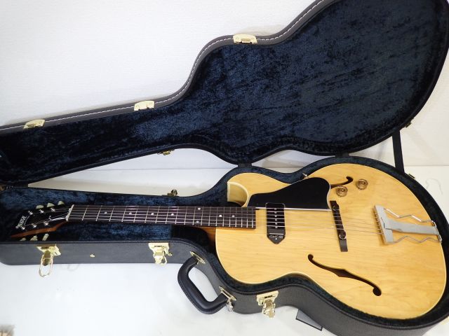 高額買取実施中!!】WALKiN' ウォーキン Archtop Tribute アーチトップ