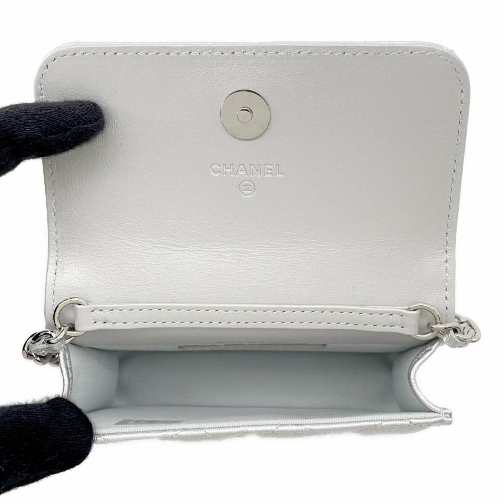 シャネル ノベルティ マトラッセ チェーンベルトバッグ 2023年イヤーズ