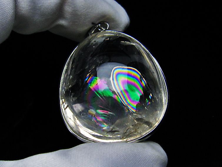 アイリスクォーツ 虹入り レインボー水晶 ペンダント[T436-2779]