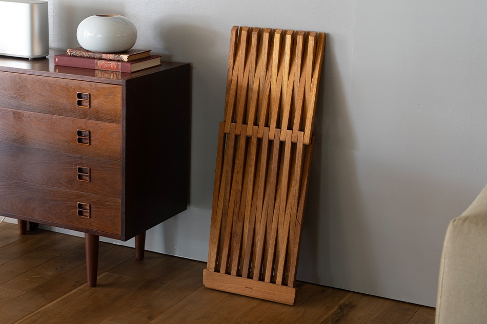 Fionia Stool（フィオニア スツール）/ SKAGERAK BY FRITZ HANSEN