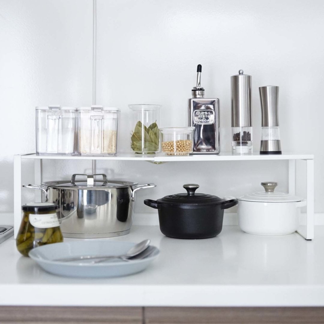 Plate】 伸縮収納棚 ホワイト｜キッチン用品,キッチン収納,キッチン