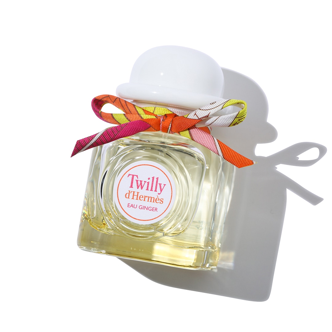 エルメスの「ツイリー ドゥ エルメス オー ジンジャー」 | 物欲NON