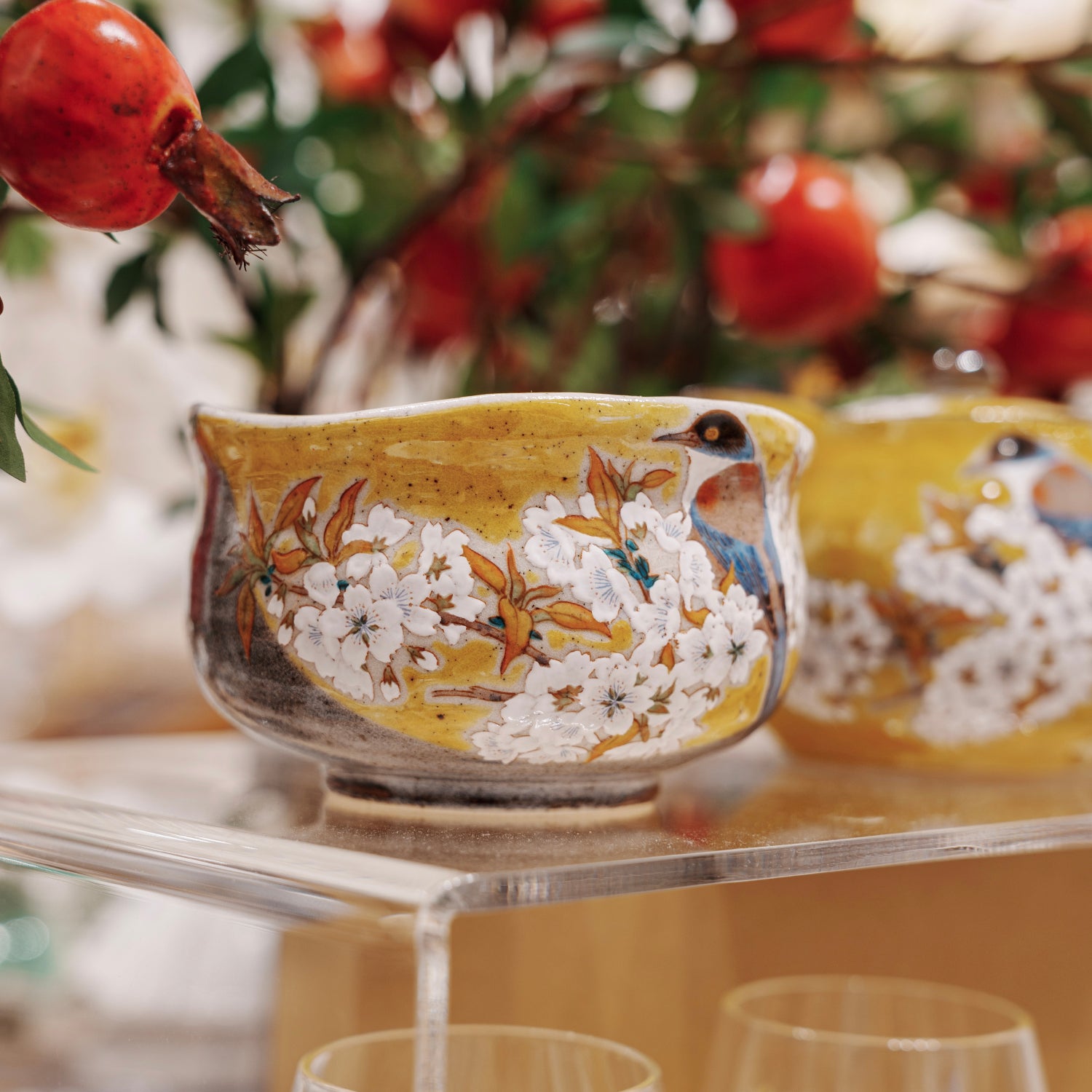 Shigaraki Black Clay Ikebana Vase with Handle | Snow-Speckled