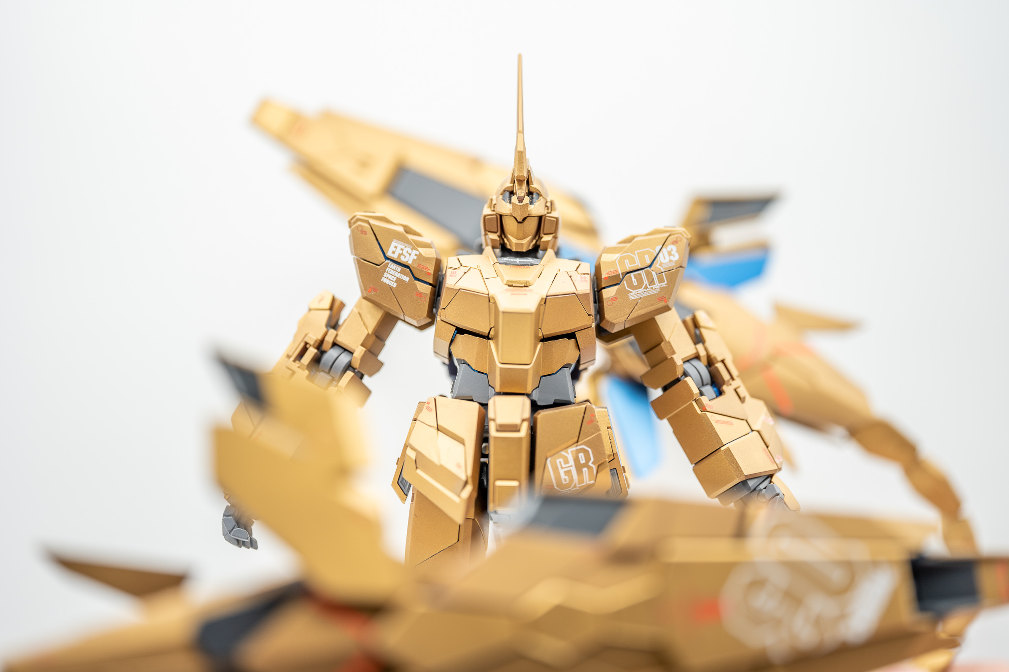 MG ユニコーンガンダム3号機 フェネクス（ナラティブVer.）｜katsuさん