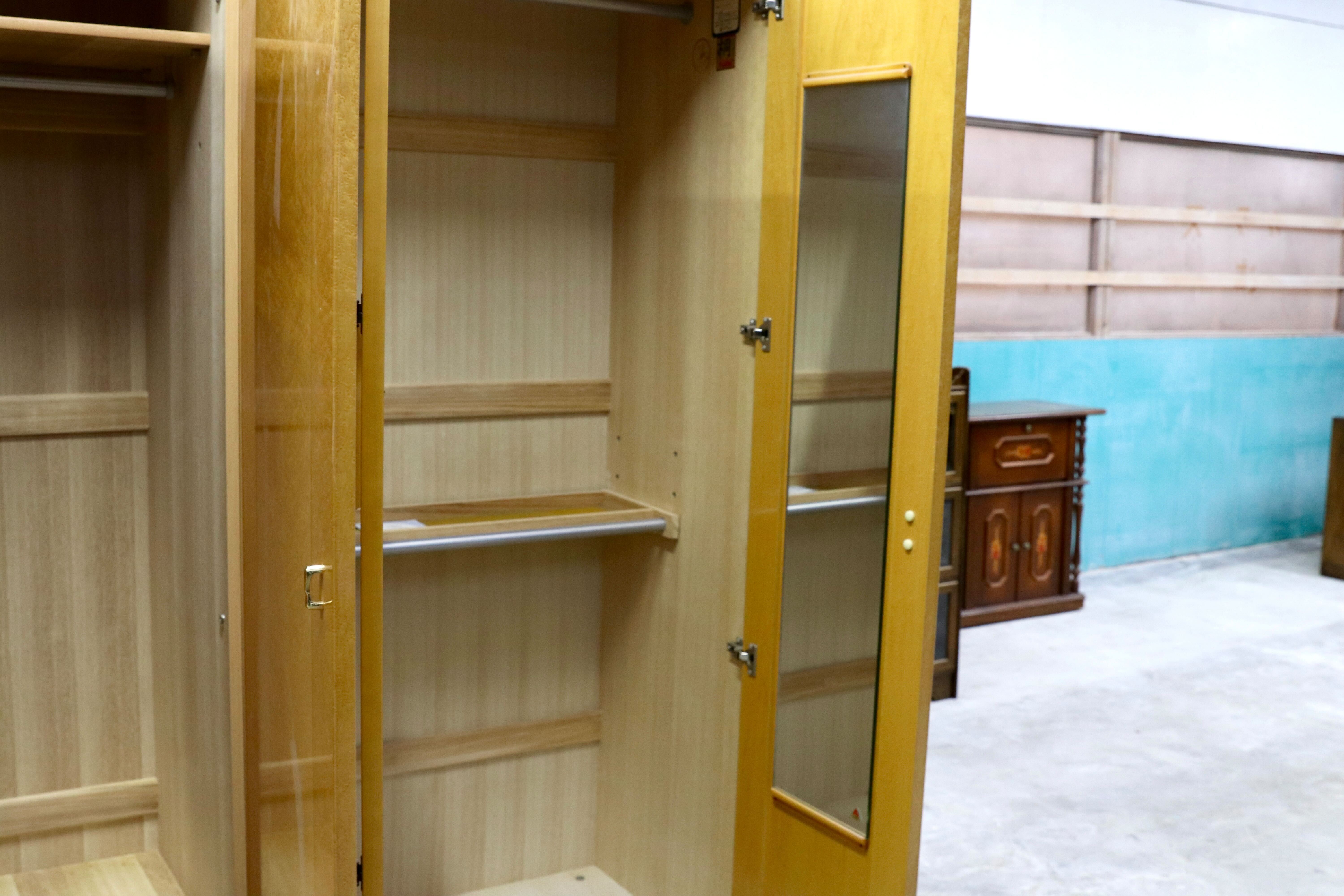 GMHK385○IDC大塚家具 松岡家具 シャンドール バーズアイメープル 洋服