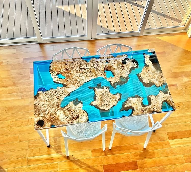 GURUTEN XI-VOICE-京丹後市でオーダーメイドのレジンテーブル・リバー