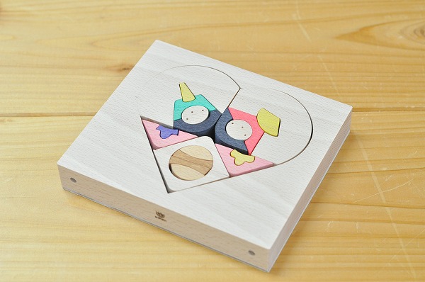 雛人形 遊プラン・小黒三郎 ハートびな 木のおもちゃHANA