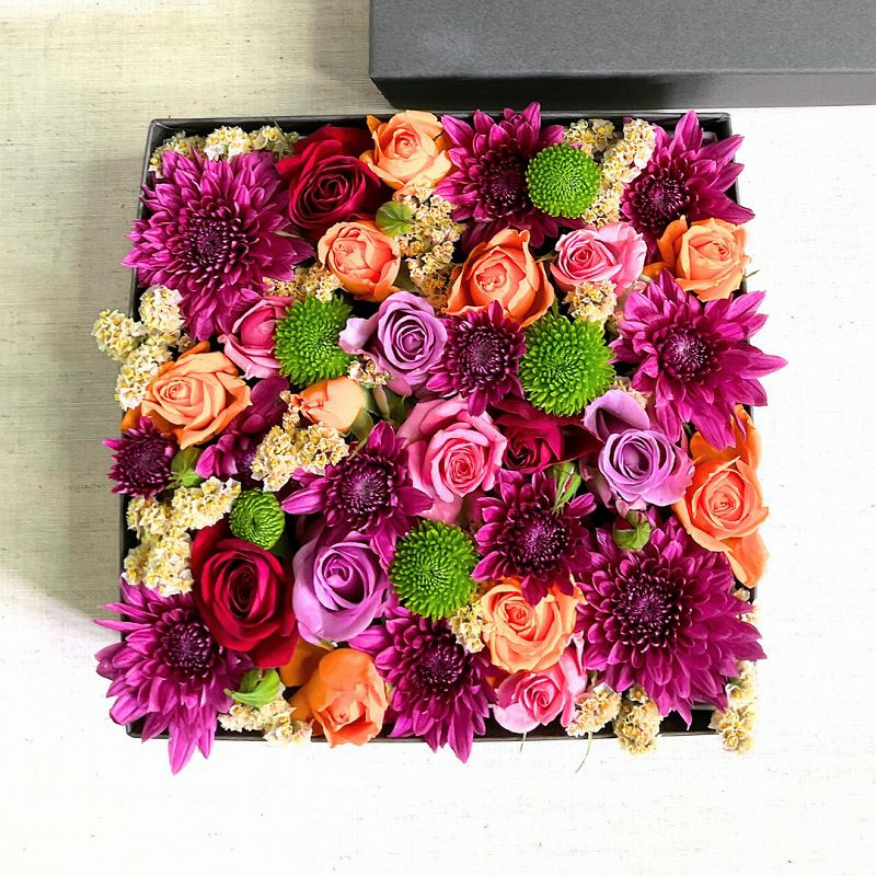 サプライズが贈れる】ボックスフラワー｜Treasure（トレジャー