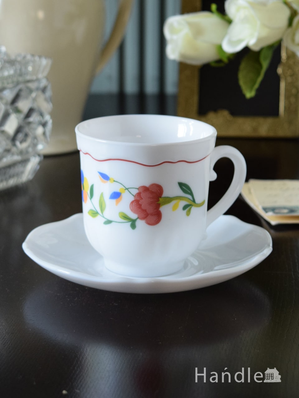 フランスARCOPAL（アルコパル）社、ミルクガラスのカップ＆ソーサー(m